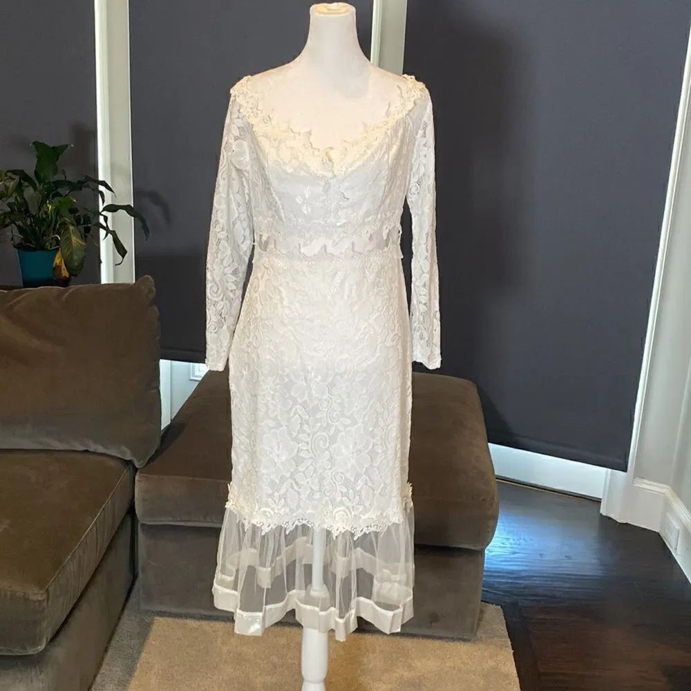 Women’s Long Sleeve Lace Dress with Sheer Areas Size L NWOT